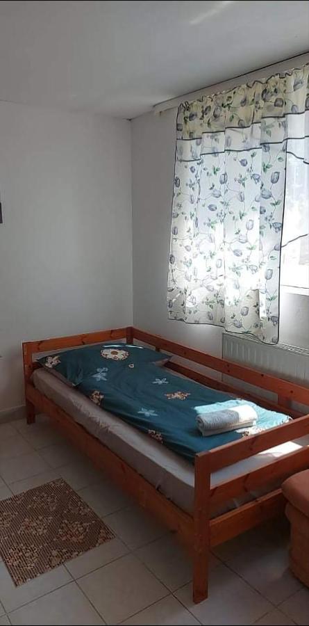 Visszavar-Lak Privat Berlemeny Badacsonytomaj Buitenkant foto